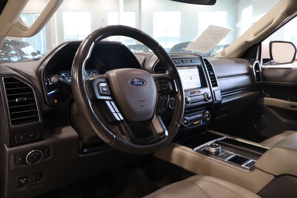 Photo 11 of this FORD EXPEDITION