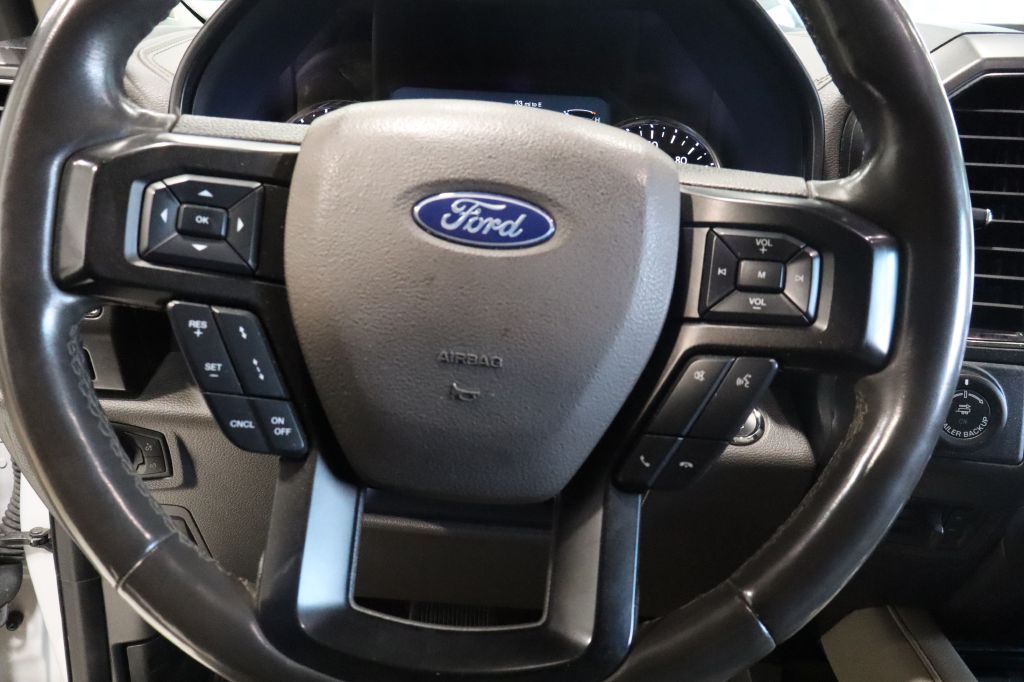 Photo 12 of this FORD EXPEDITION