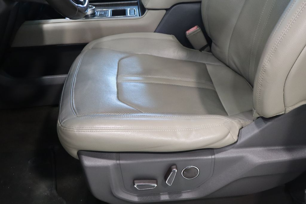 Photo 18 of this FORD EXPEDITION