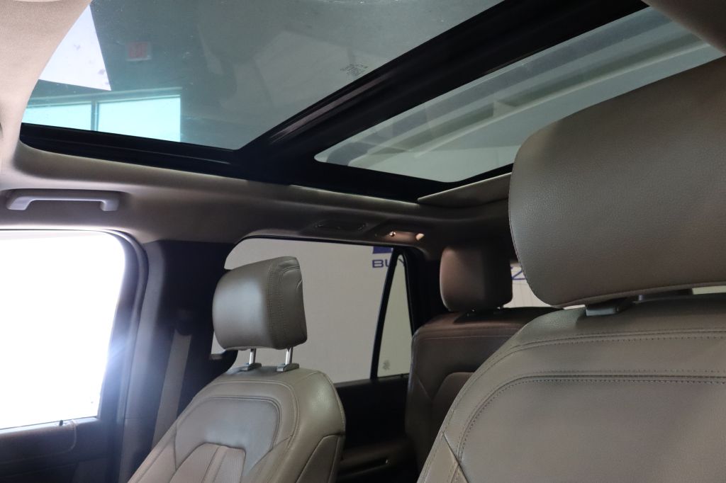 Photo 20 of this FORD EXPEDITION
