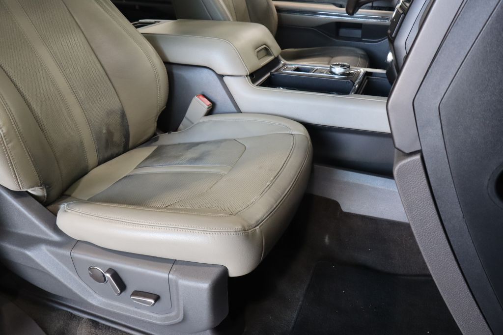 Photo 26 of this FORD EXPEDITION
