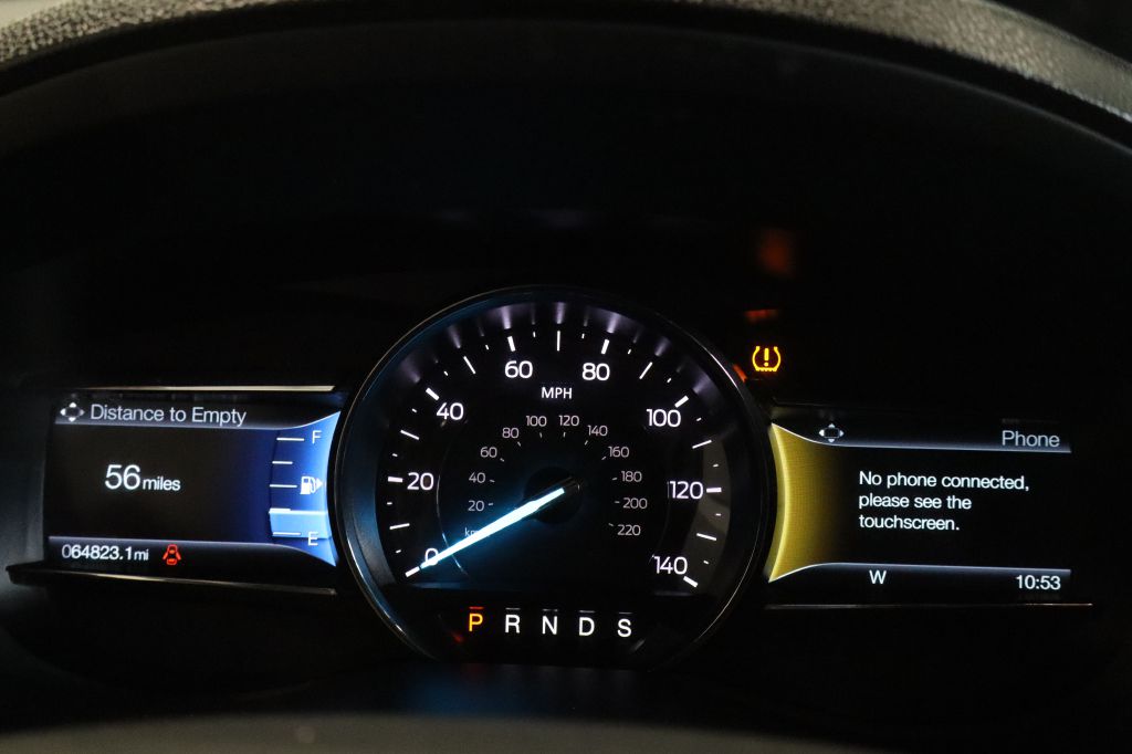 Photo 19 of this FORD EXPLORER