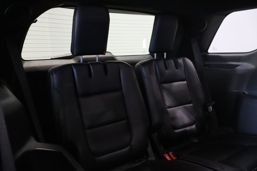 Photo 35 of this FORD EXPLORER