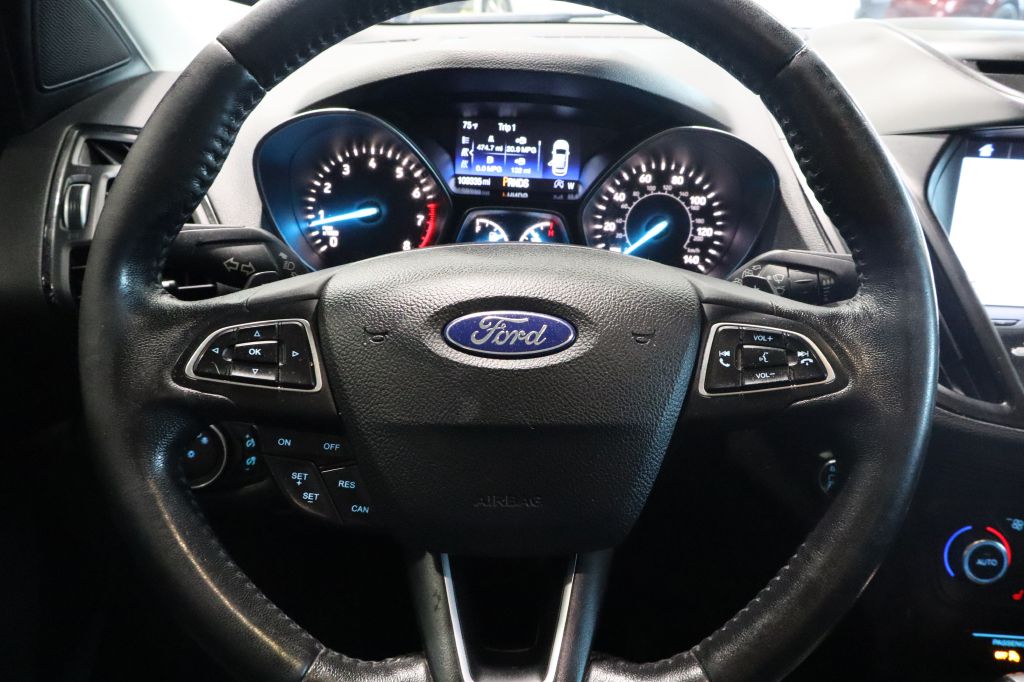 Photo 24 of this FORD ESCAPE