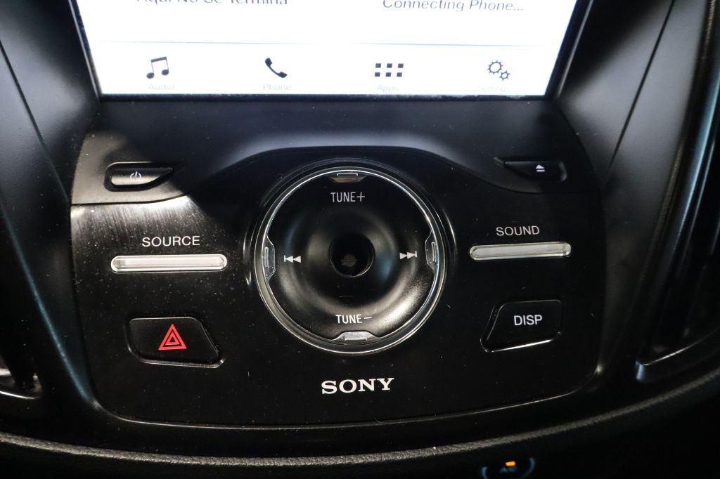 Photo 32 of this FORD ESCAPE