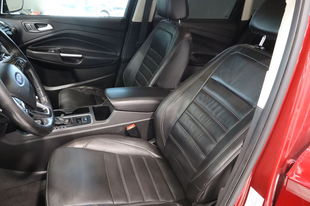 Photo 36 of this FORD ESCAPE