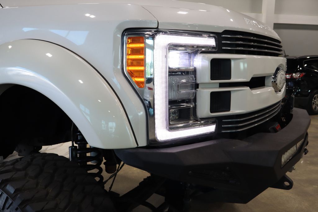 Photo 11 of this FORD F250