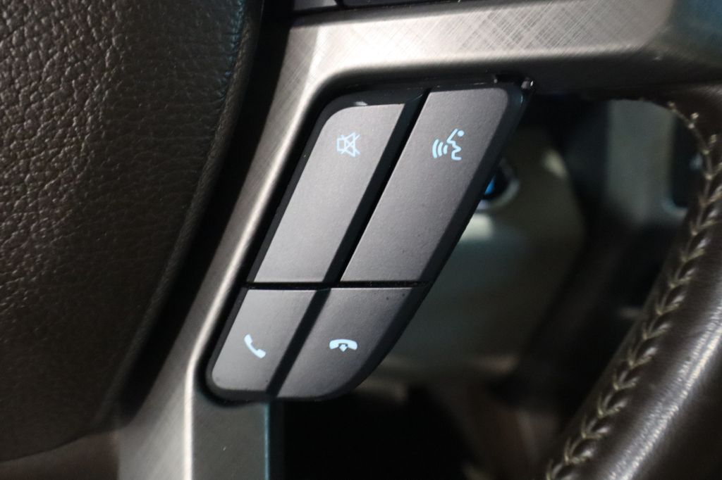 Photo 31 of this FORD F250
