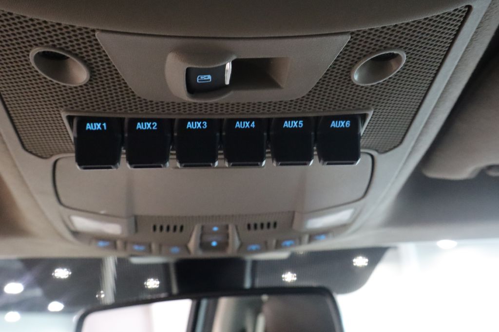 Photo 38 of this FORD F250