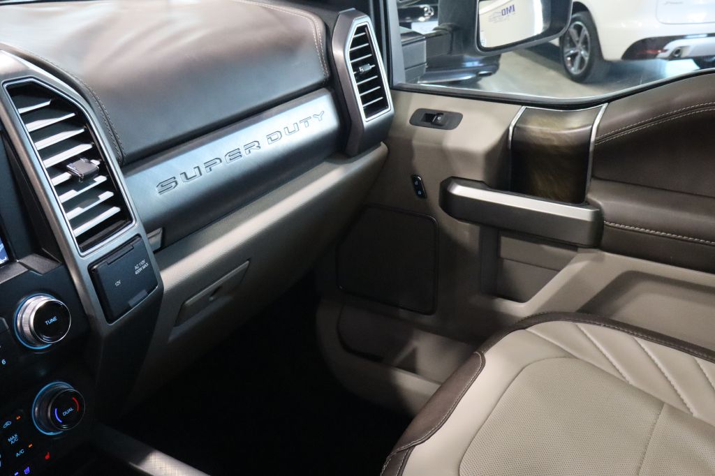 Photo 41 of this FORD F250