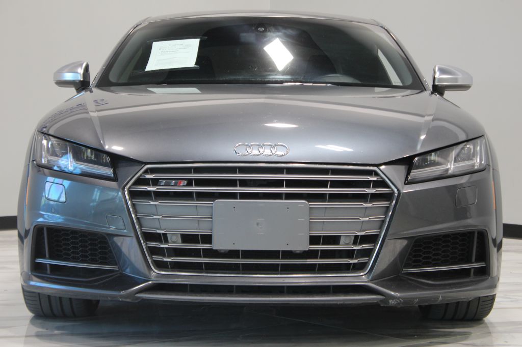 Photo 2 of this AUDI TTS