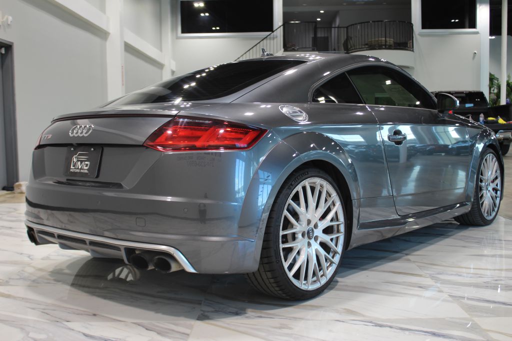 Photo 5 of this AUDI TTS