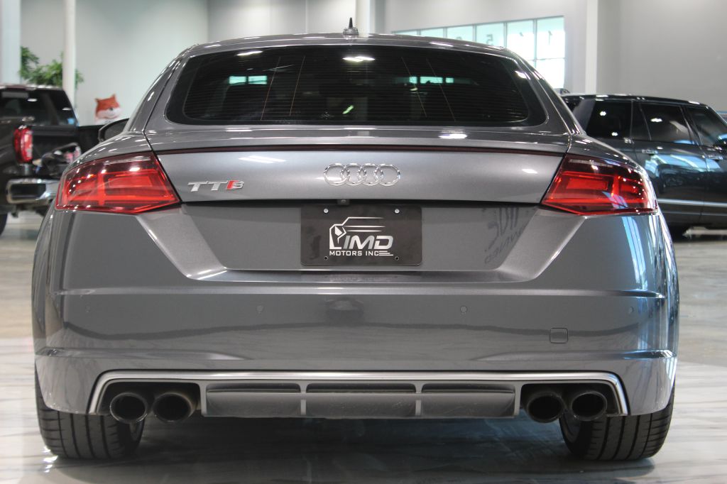 Photo 6 of this AUDI TTS
