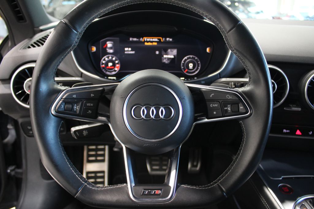 Photo 15 of this AUDI TTS