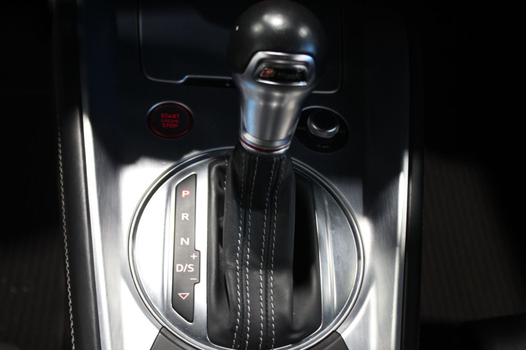 Photo 20 of this AUDI TTS