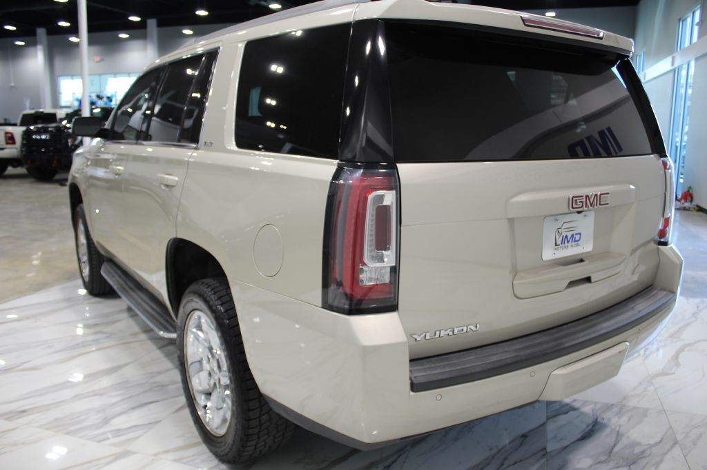 Photo 6 of this GMC YUKON
