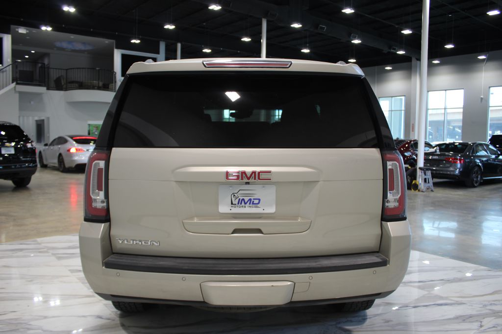Photo 7 of this GMC YUKON
