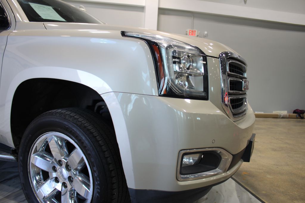 Photo 10 of this GMC YUKON