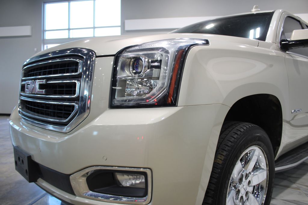 Photo 11 of this GMC YUKON