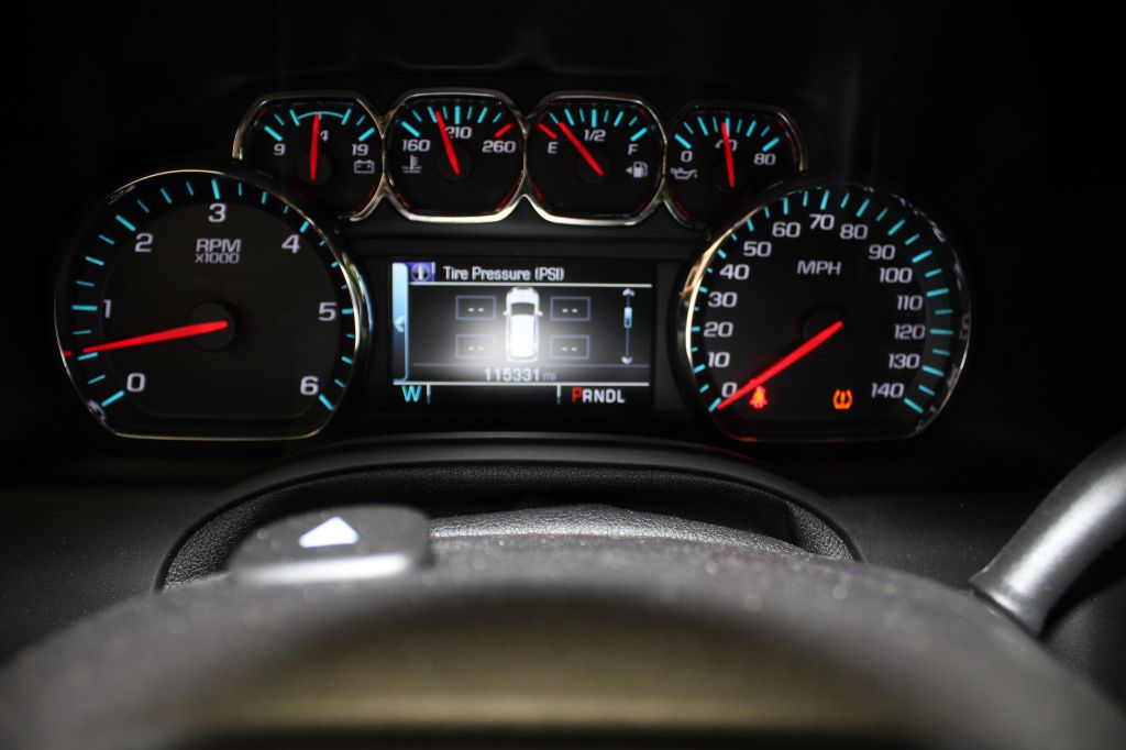 Photo 22 of this GMC YUKON
