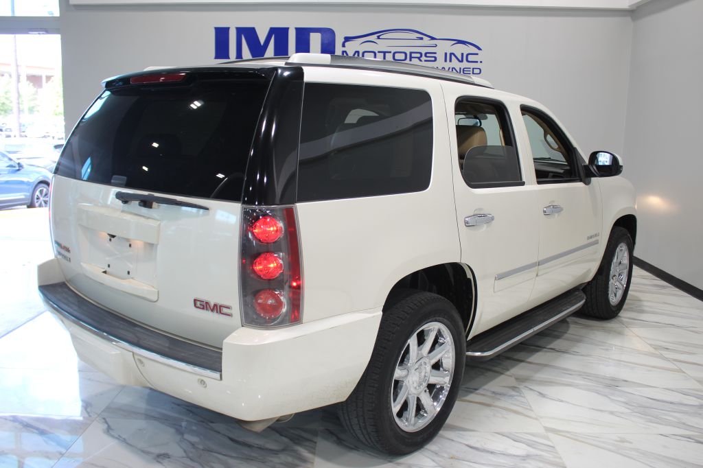 Photo 5 of this GMC YUKON