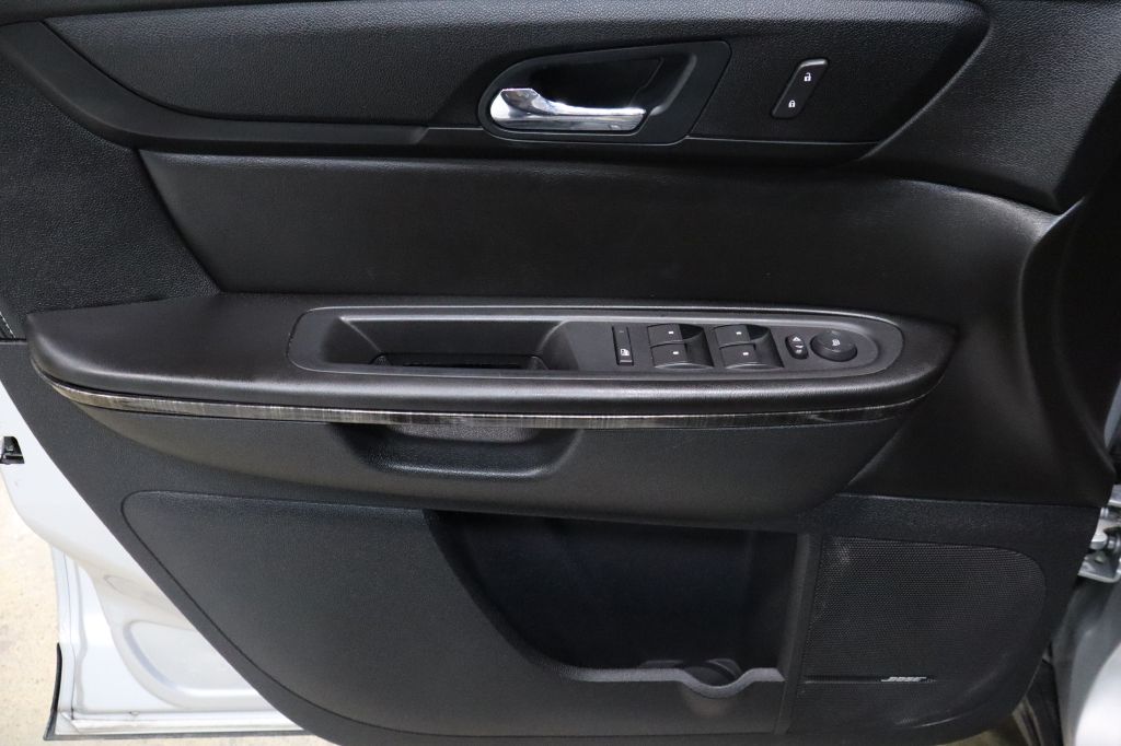 Photo 11 of this GMC ACADIA