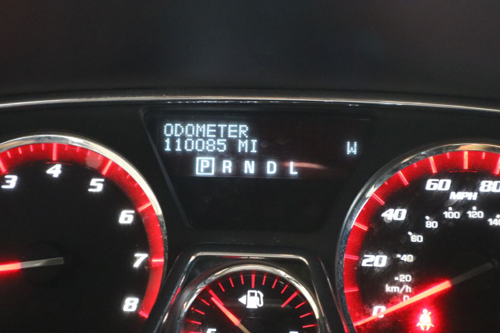 Photo 17 of this GMC ACADIA