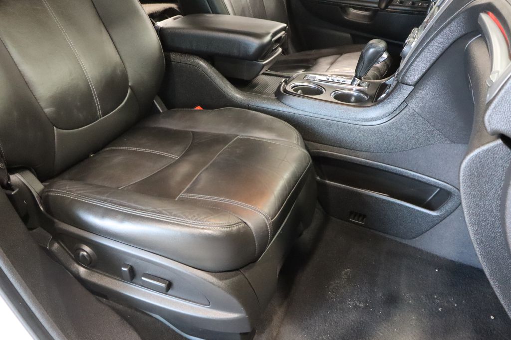 Photo 28 of this GMC ACADIA