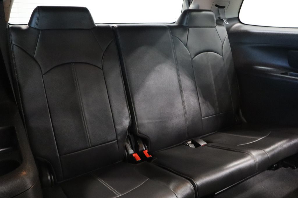 Photo 33 of this GMC ACADIA