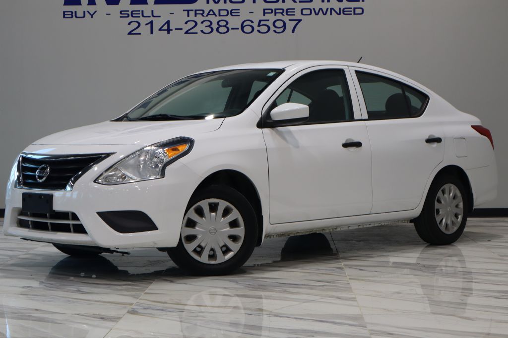 Photo 2 of this NISSAN VERSA