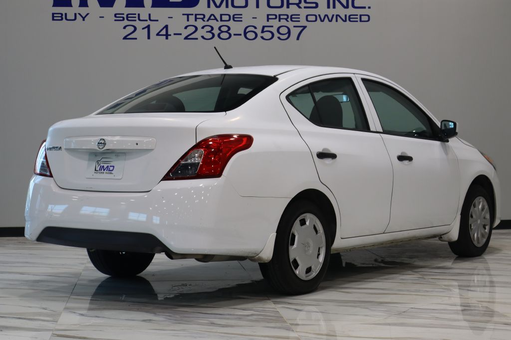 Photo 6 of this NISSAN VERSA