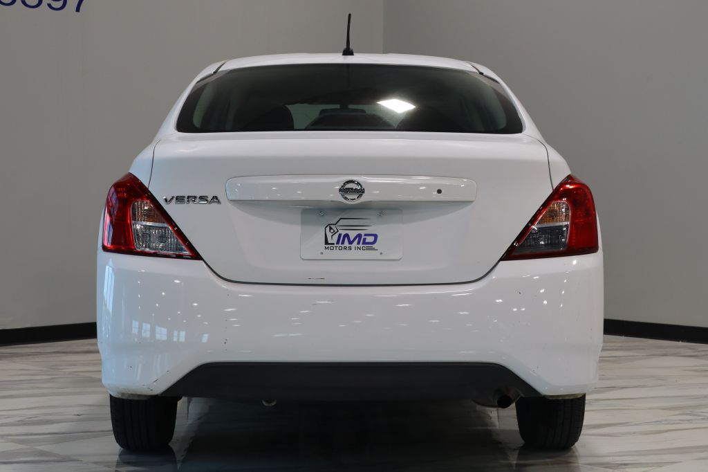 Photo 7 of this NISSAN VERSA