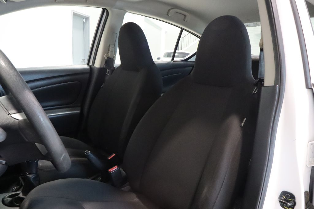 Photo 20 of this NISSAN VERSA