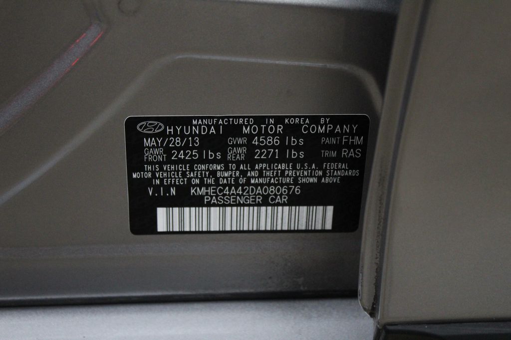 Photo 28 of this HYUNDAI SONATA
