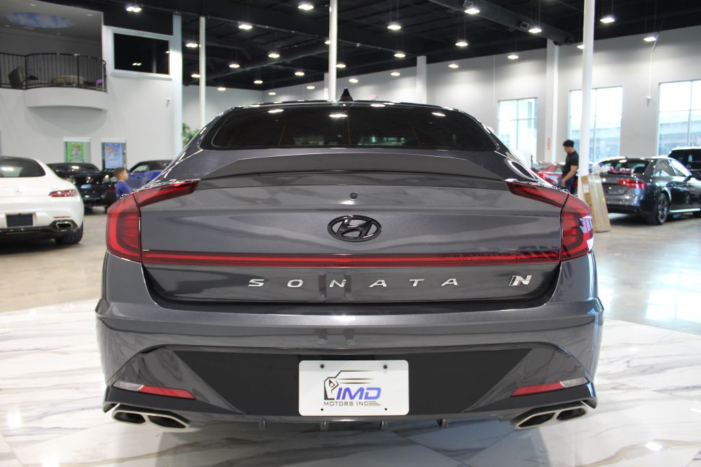 Photo 7 of this HYUNDAI SONATA