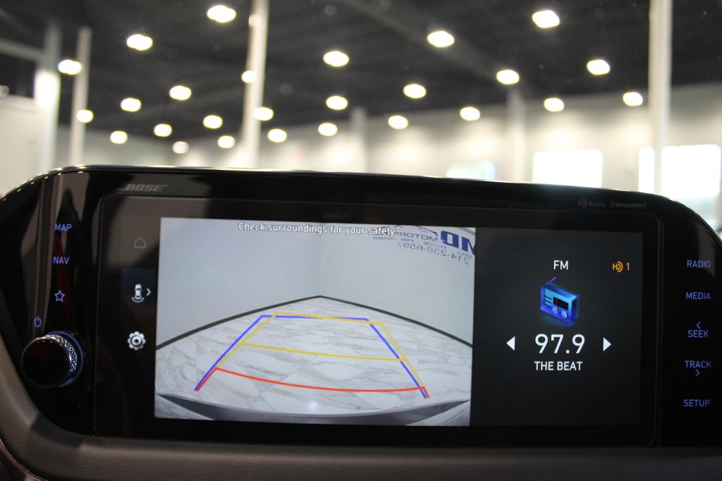 Photo 28 of this HYUNDAI SONATA