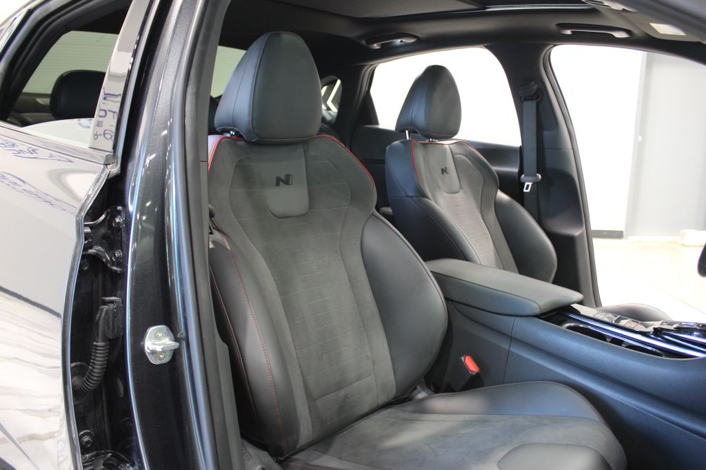 Photo 42 of this HYUNDAI SONATA