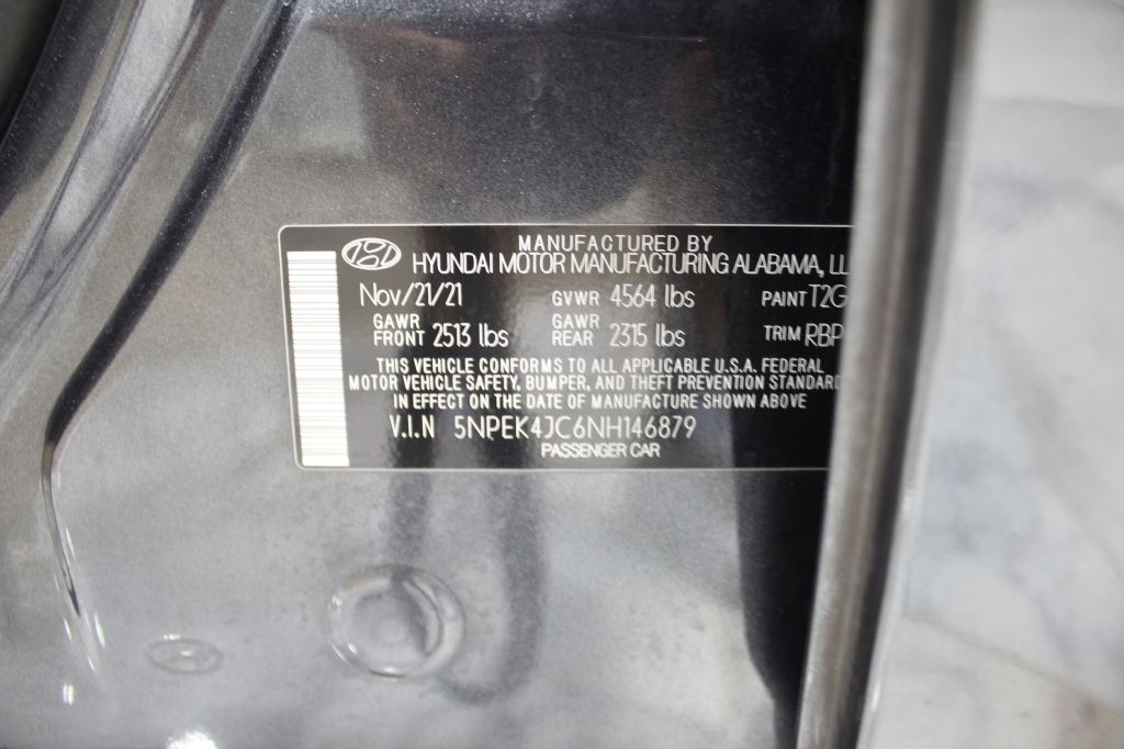 Photo 48 of this HYUNDAI SONATA