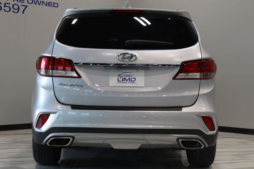 Photo 5 of this HYUNDAI SANTA FE