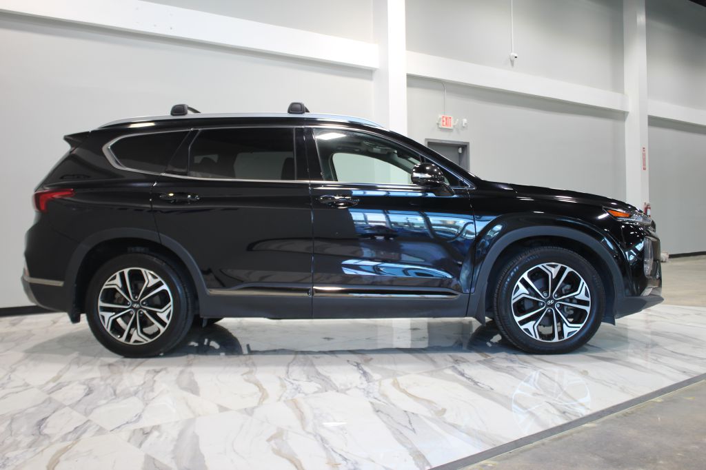 Photo 4 of this HYUNDAI SANTA FE