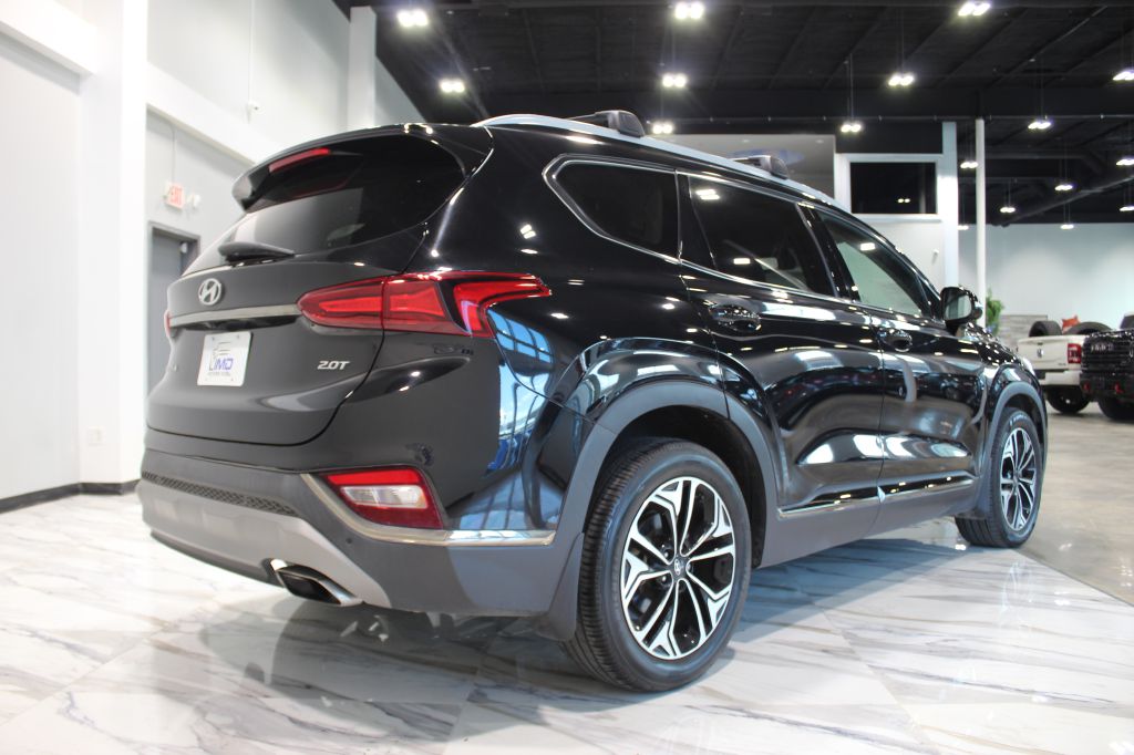 Photo 5 of this HYUNDAI SANTA FE