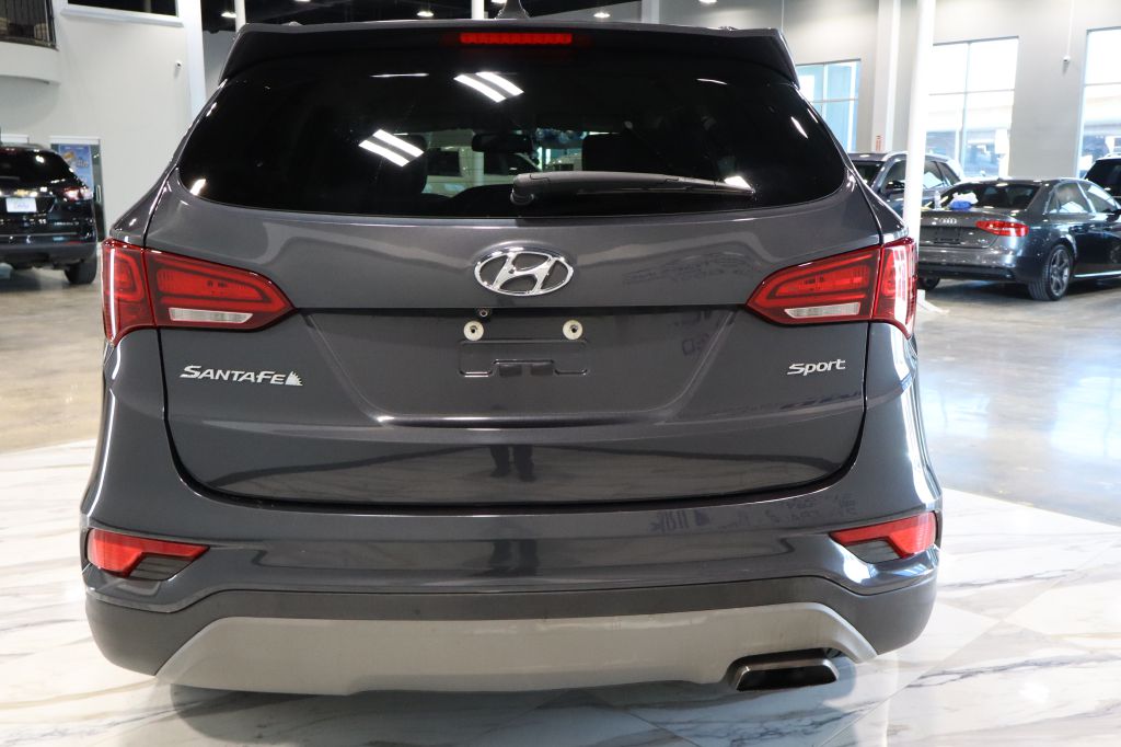 Photo 6 of this HYUNDAI SANTA FE SPORT