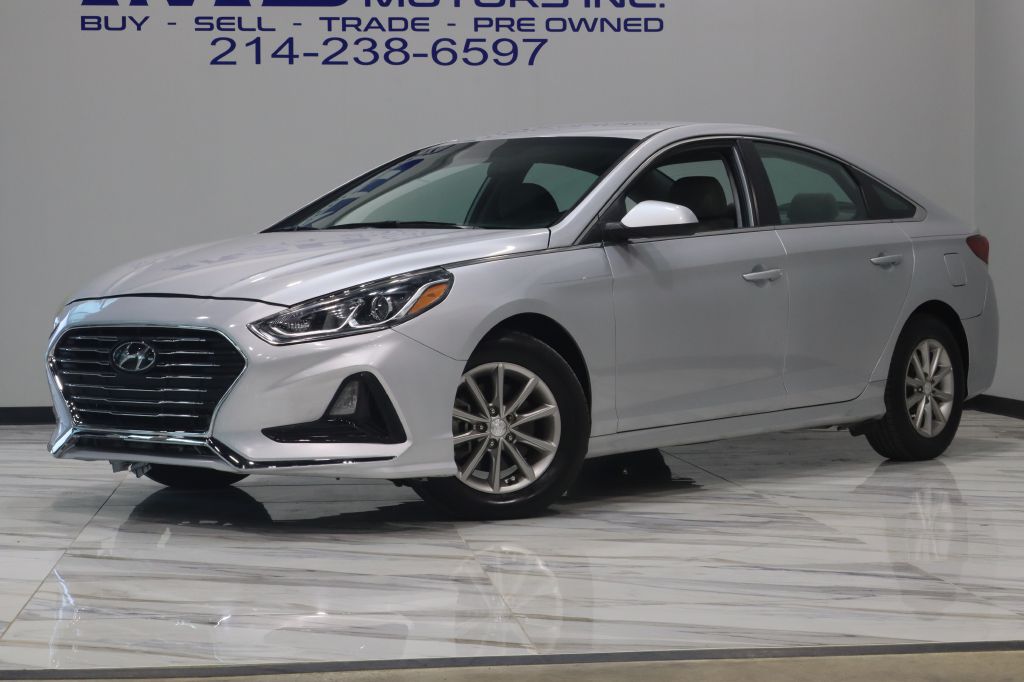 Photo 2 of this HYUNDAI SONATA
