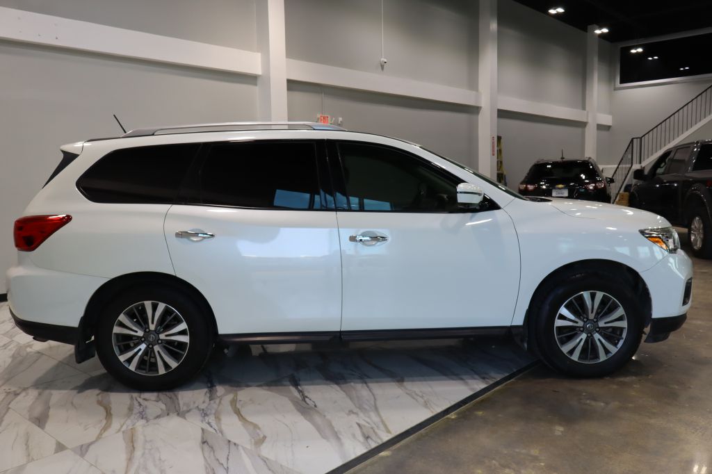 Photo 6 of this NISSAN PATHFINDER