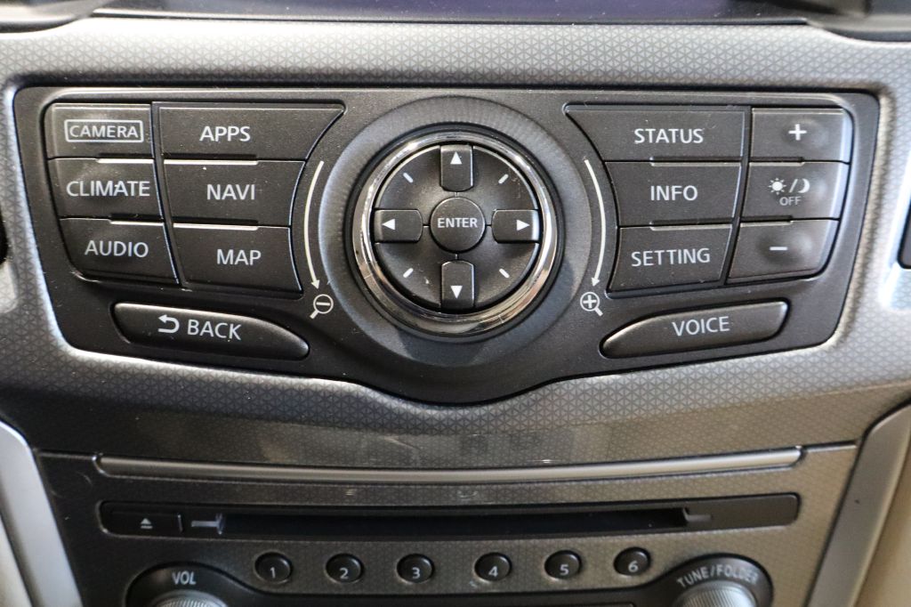 Photo 28 of this NISSAN PATHFINDER