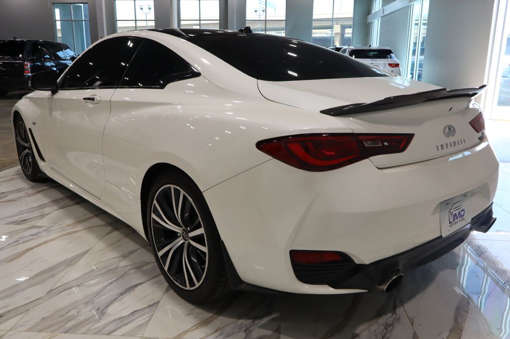 Photo 4 of this INFINITI Q60