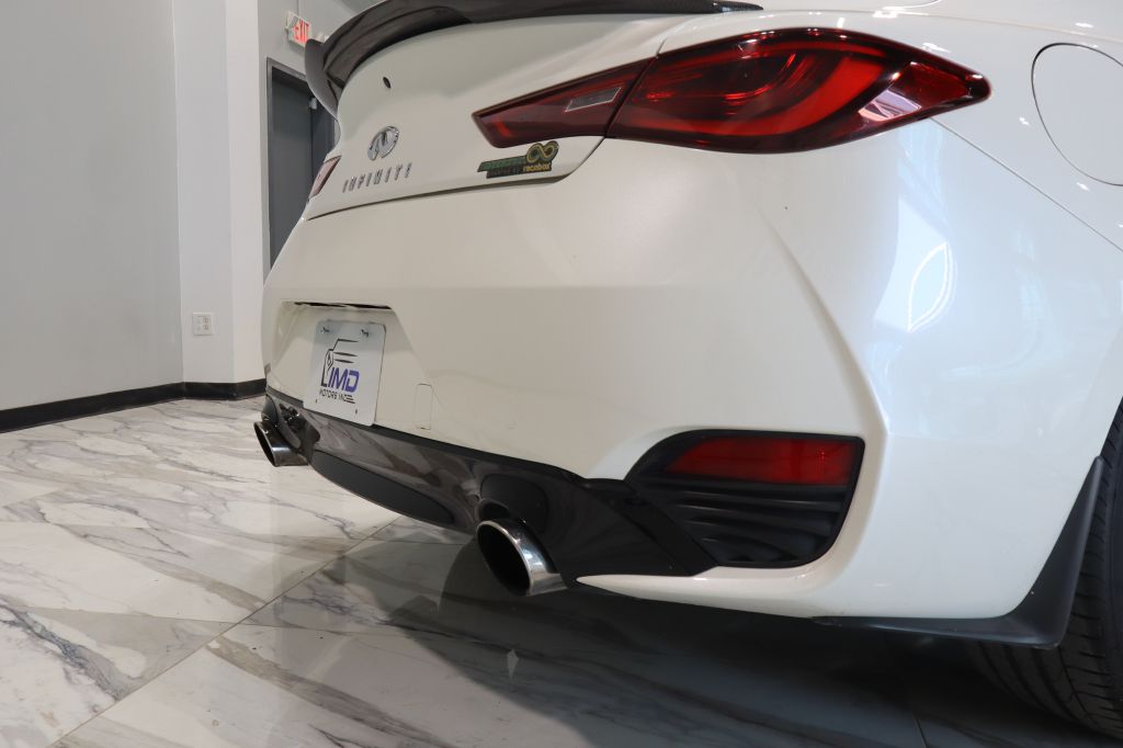 Photo 14 of this INFINITI Q60