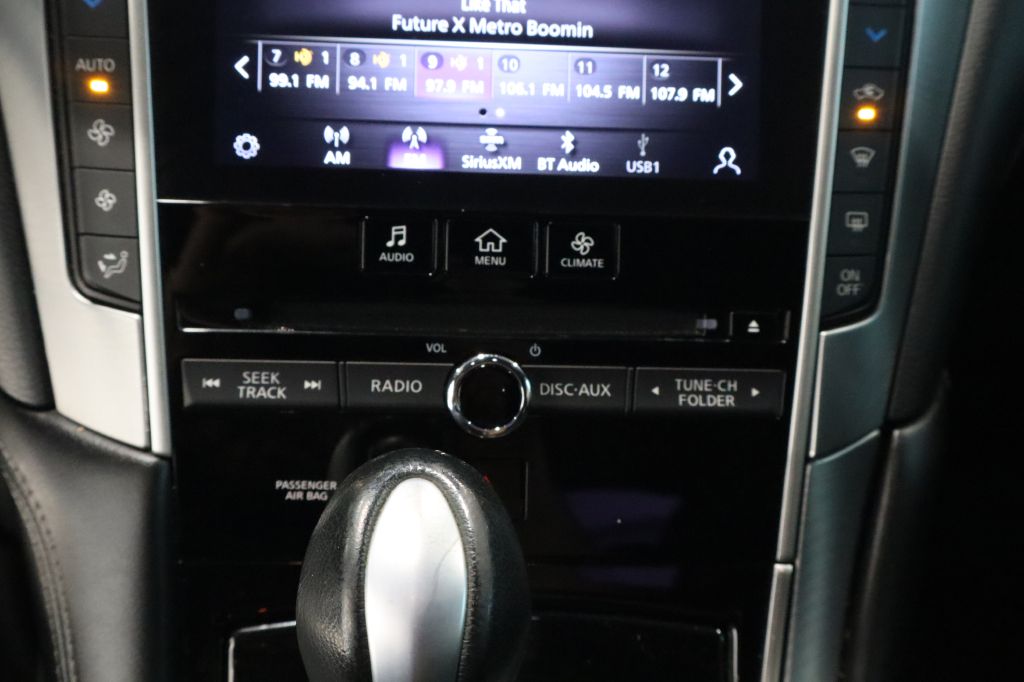 Photo 27 of this INFINITI Q60