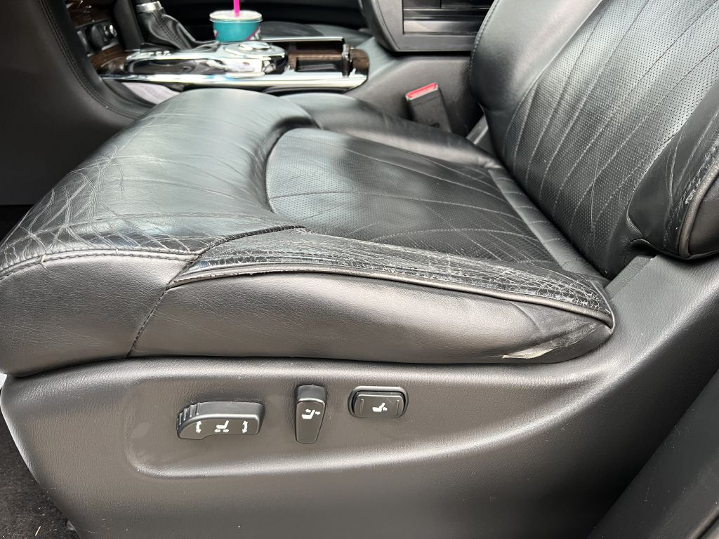 Photo 12 of this INFINITI QX56