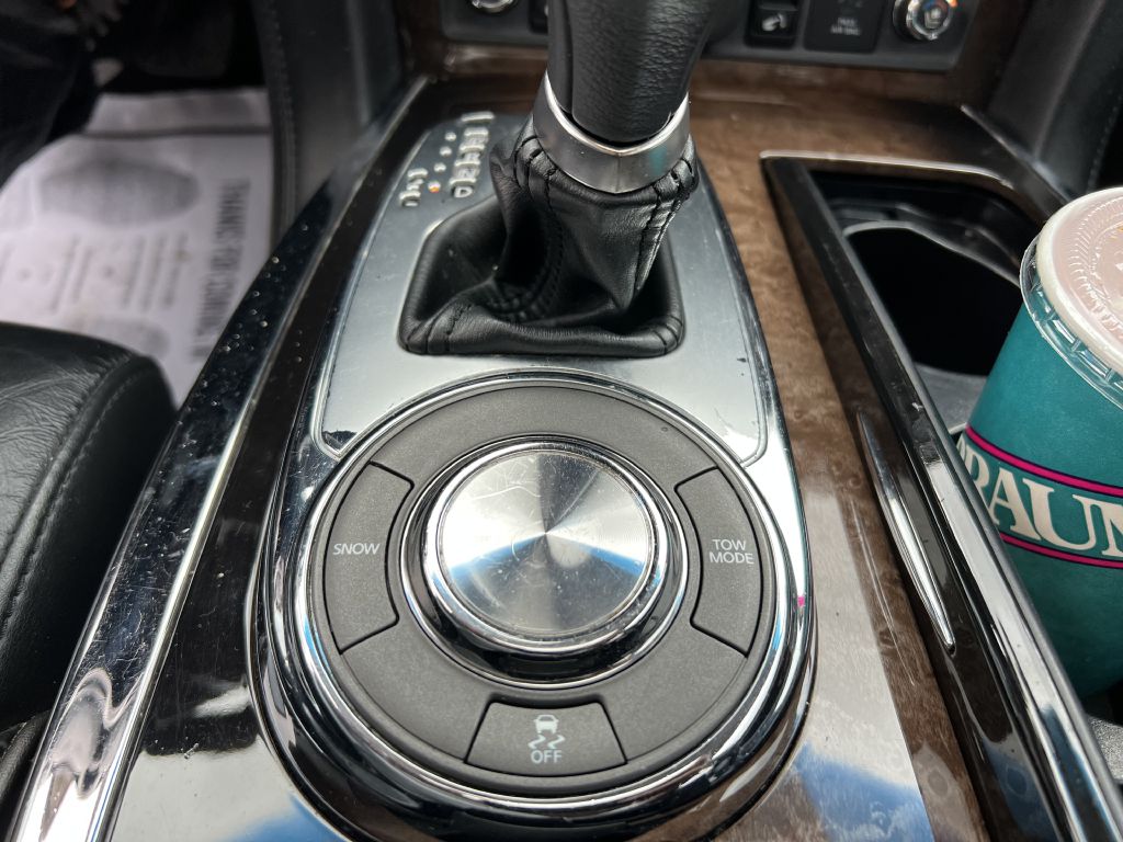 Photo 16 of this INFINITI QX56